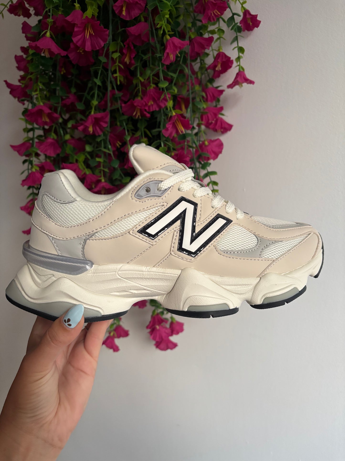 Deportivas 9060