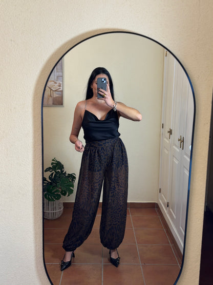 Pantalón leopardo