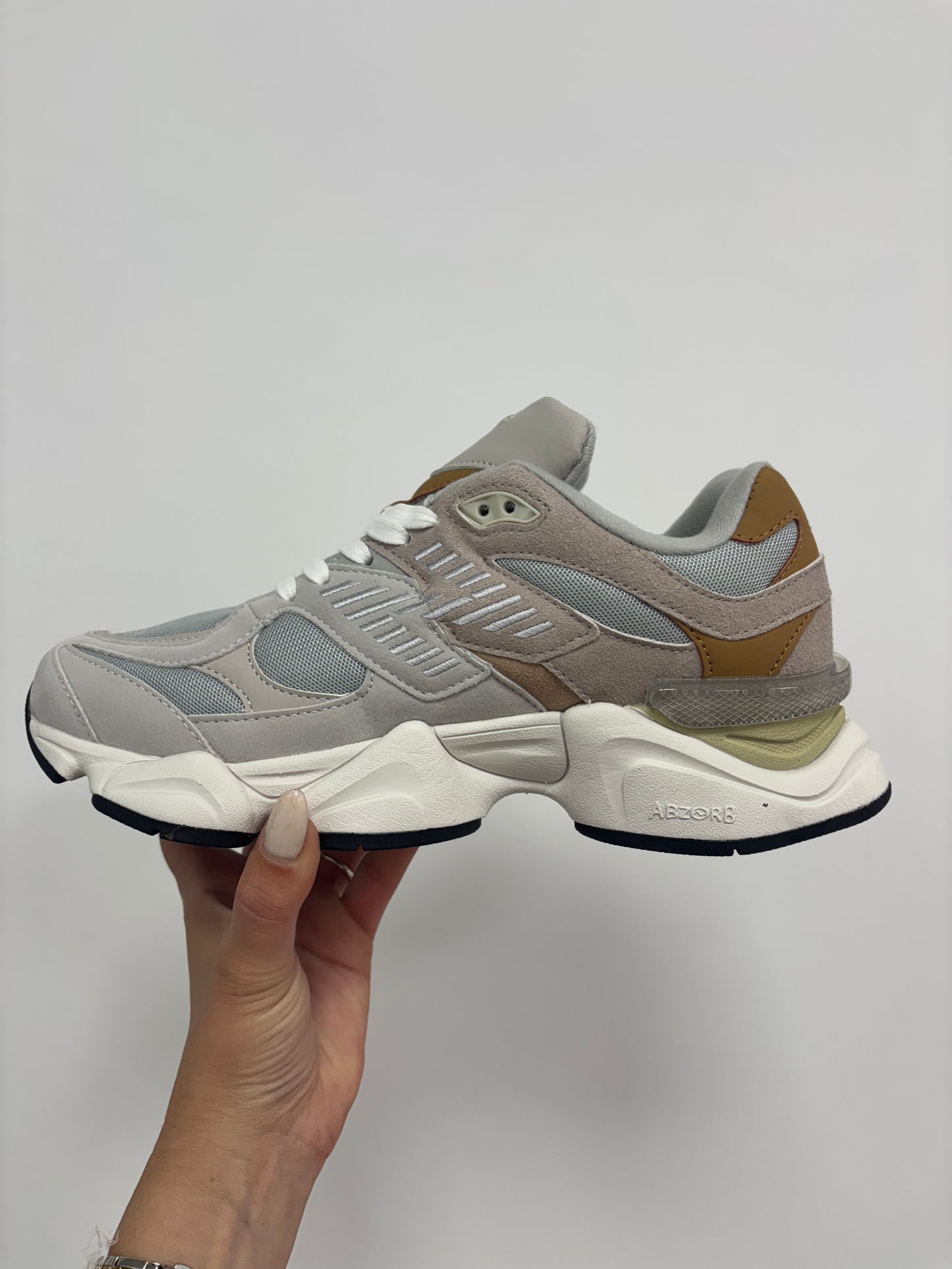 Deportivas marrones