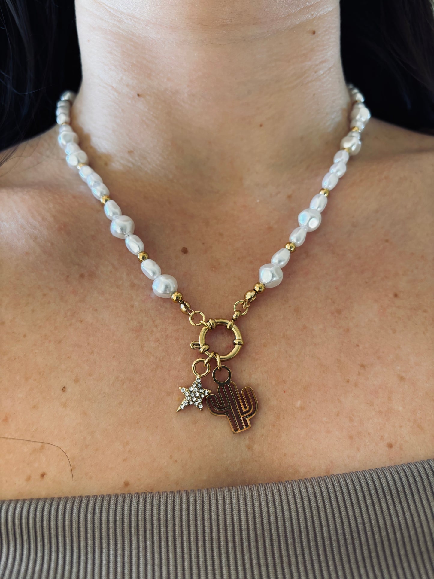 Collar fantasía encanto