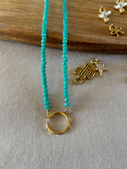 Collar, fantasía hechizo