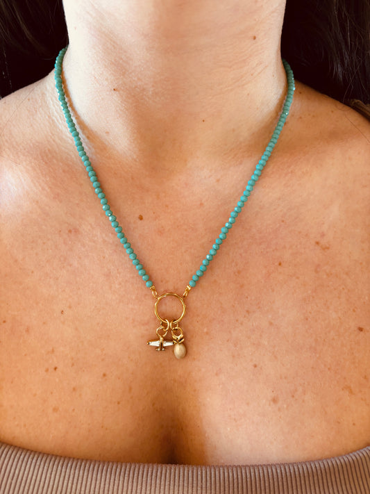 Collar, fantasía hechizo